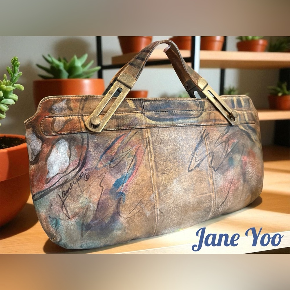 Jane Yoo Signed Convertible Clutch to Handbag in EUC